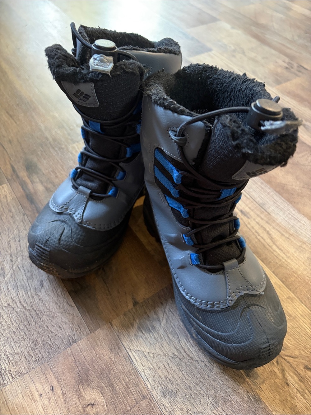 Columbia Kids Grey and Black Snow Boots with Blue Accents